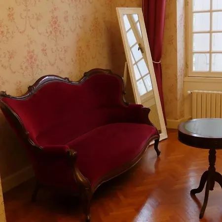 Le Clos De Bellevue Bed and Breakfast 4*