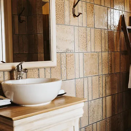Le Clos De Bellevue Bed & Breakfast Mortagne-sur-Gironde